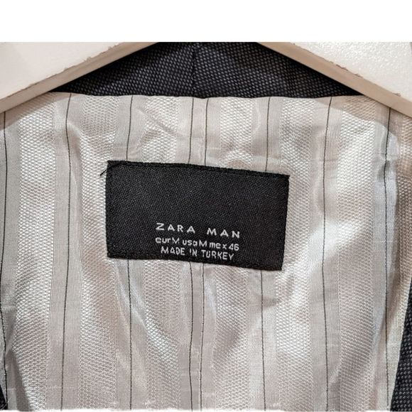 Zara Men's Classy Formal Black Wool & Silk Blend 5 Buttoned Vest Size M - Picture 5 of 7